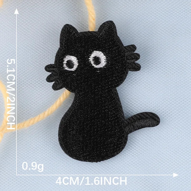 5pcs Cartoon Black Cat Embroidered Patches — DIY Iron-On Patches for Clothing