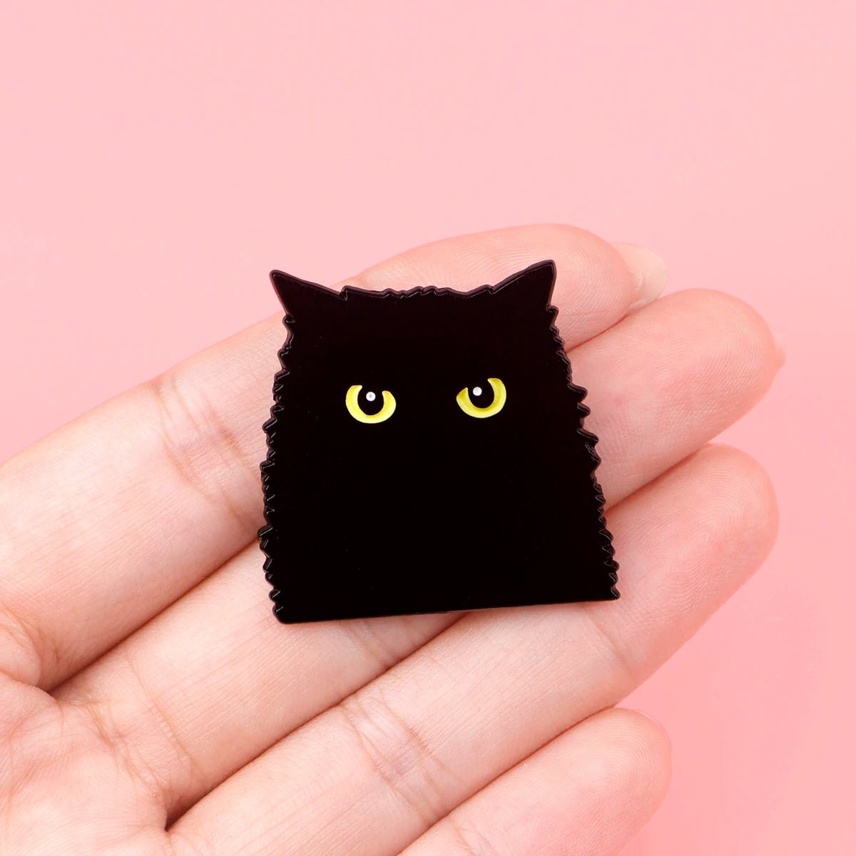 Cute Black Cat Enamel Pin — Cosplay Accessory Badge for Backpacks