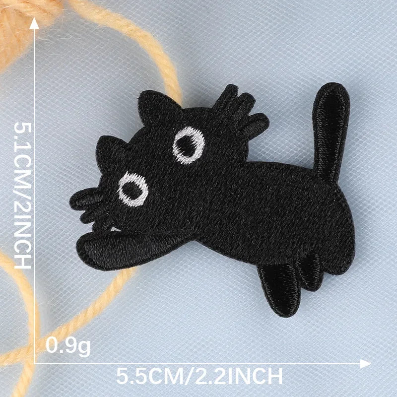 5pcs Cartoon Black Cat Embroidered Patches — DIY Iron-On Patches for Clothing