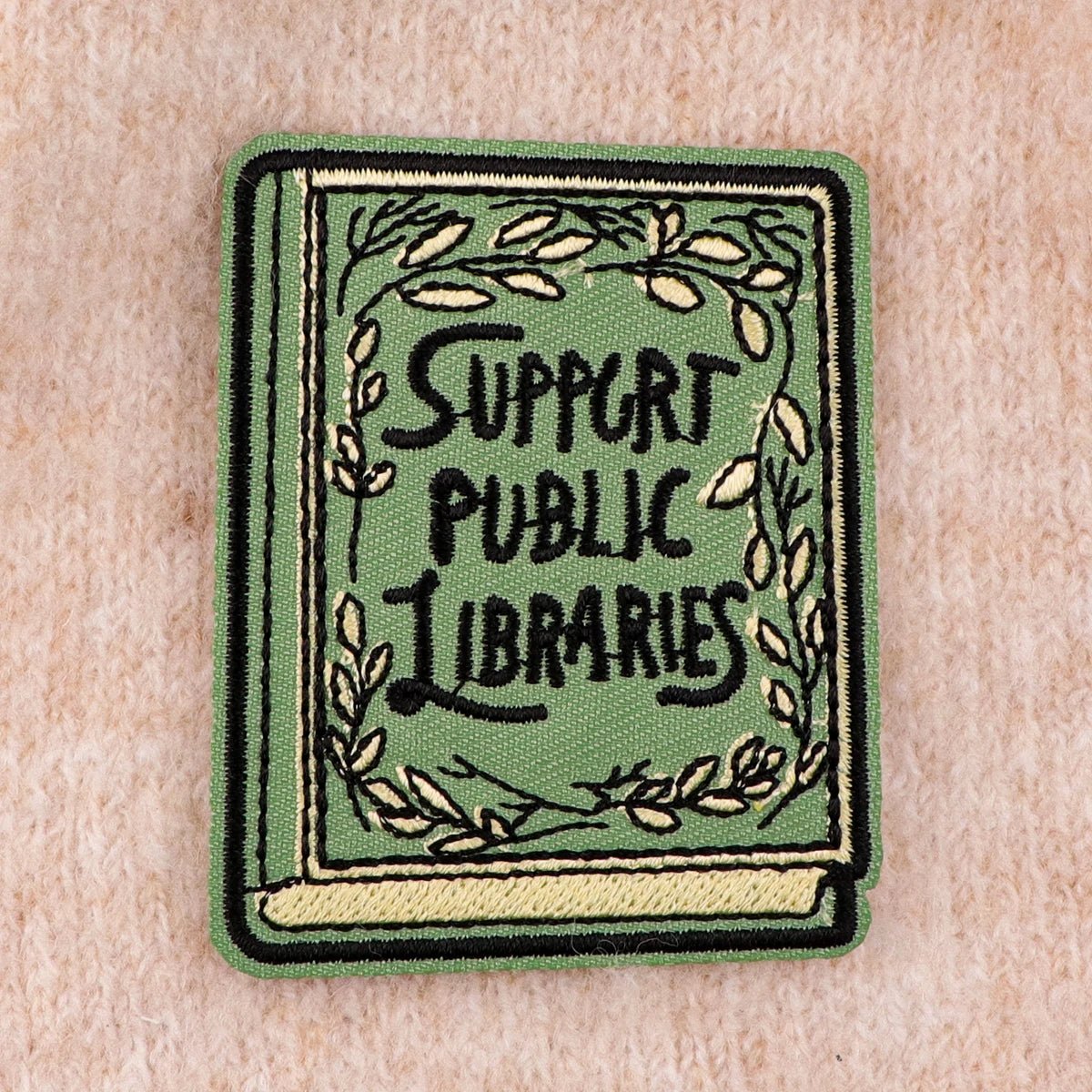 Book Lover Embroidered Patches — Iron-On Reading Enthusiast Appliques